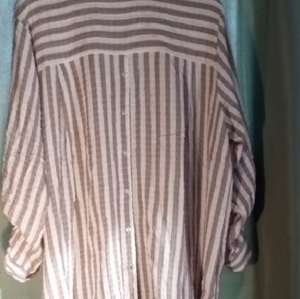 Chic Striped Button Down Shirt - image 4